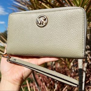 Michael Kors Wallet NWT